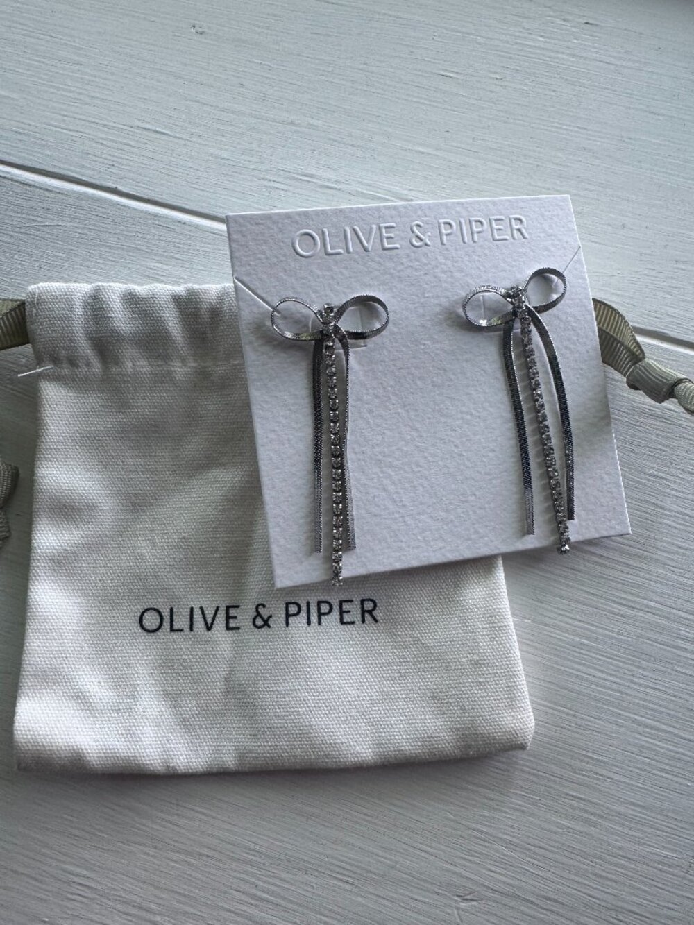 Olive & Piper Dangly Bow Earrings